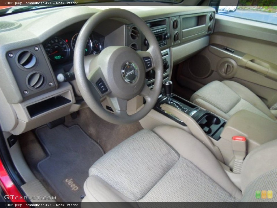 Khaki 2006 Jeep Commander Interiors