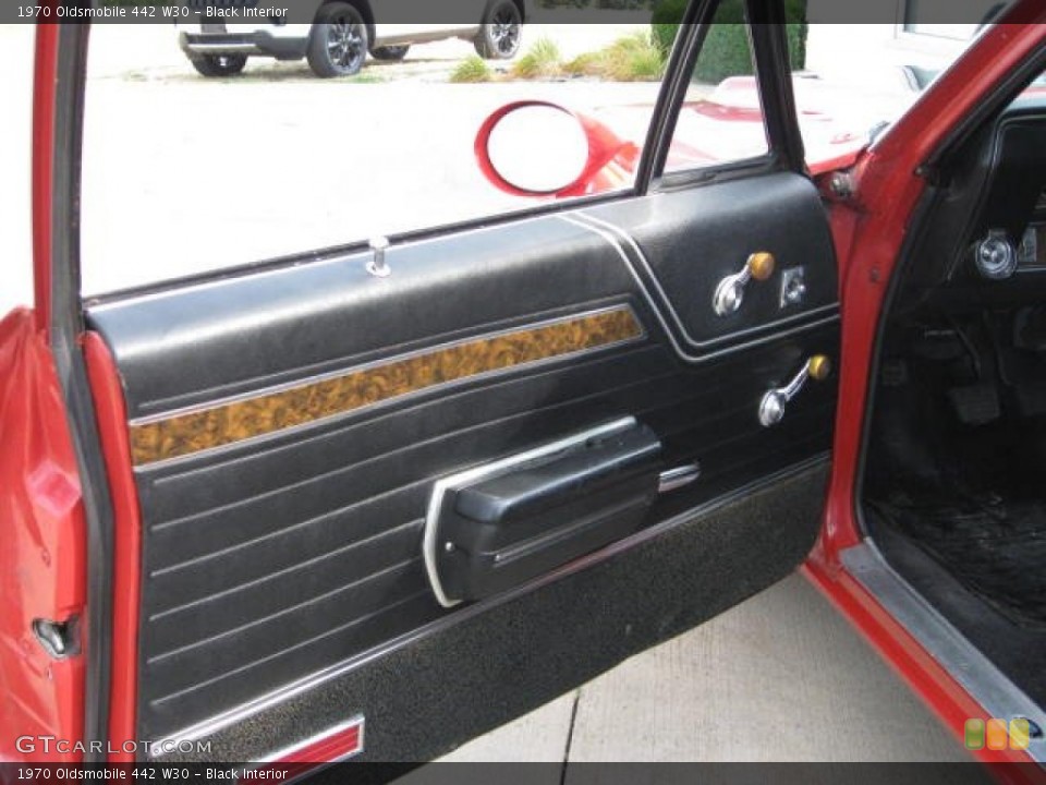 Black Interior Door Panel for the 1970 Oldsmobile 442 W30 #68997937