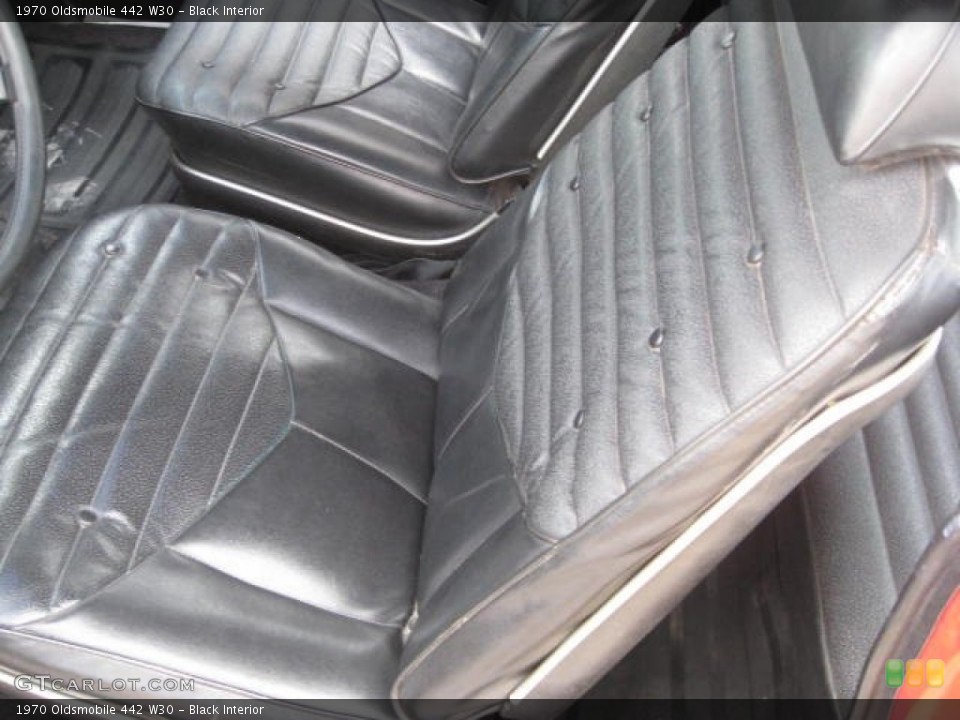 Black Interior Front Seat for the 1970 Oldsmobile 442 W30 #68997955