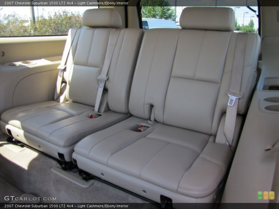 Light Cashmere/Ebony Interior Rear Seat for the 2007 Chevrolet Suburban 1500 LTZ 4x4 #68998039