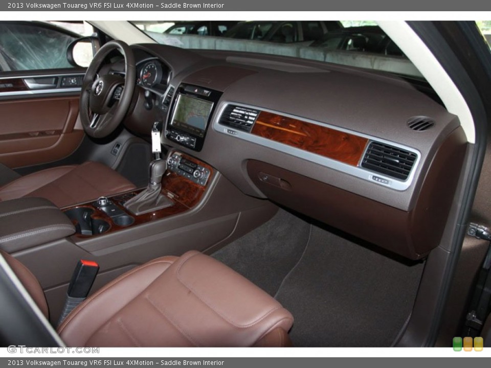 Saddle Brown Interior Dashboard for the 2013 Volkswagen Touareg VR6 FSI Lux 4XMotion #68998102