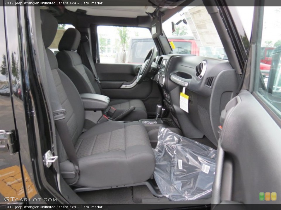 Black Interior Photo for the 2012 Jeep Wrangler Unlimited Sahara 4x4 #69004087