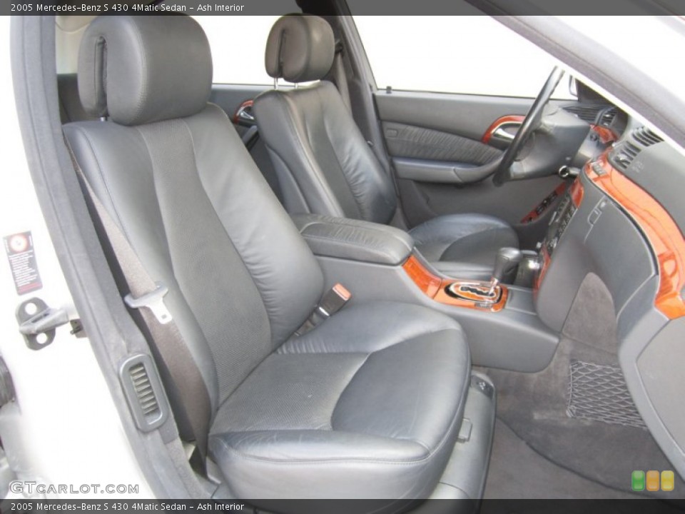Ash Interior Photo for the 2005 Mercedes-Benz S 430 4Matic Sedan #69008650