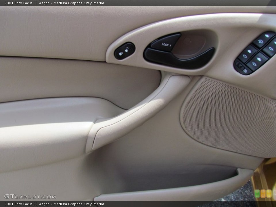Medium Graphite Grey Interior Door Panel for the 2001 Ford Focus SE Wagon #69013526