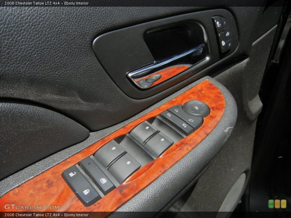 Ebony Interior Controls for the 2008 Chevrolet Tahoe LTZ 4x4 #69017179