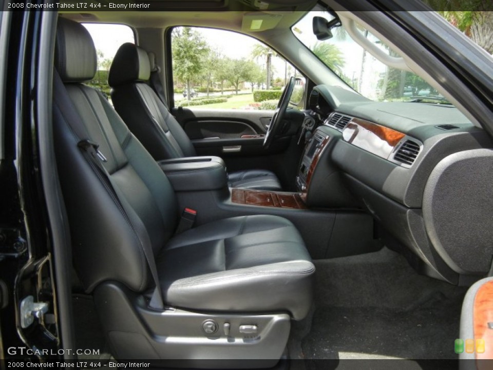 Ebony Interior Photo for the 2008 Chevrolet Tahoe LTZ 4x4 #69017233