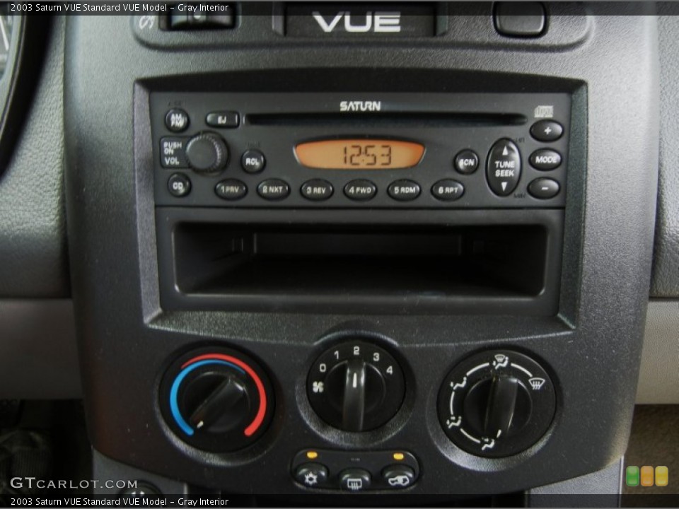 Gray Interior Audio System for the 2003 Saturn VUE  #69018073