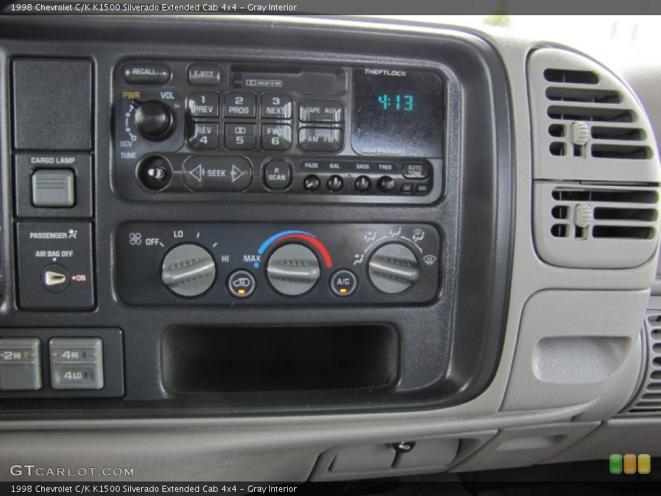 Gray Interior Controls for the 1998 Chevrolet C/K K1500 Silverado Extended Cab 4x4 #69038597