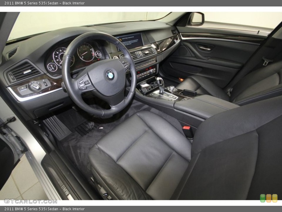 Black Interior Prime Interior for the 2011 BMW 5 Series 535i Sedan #69051836