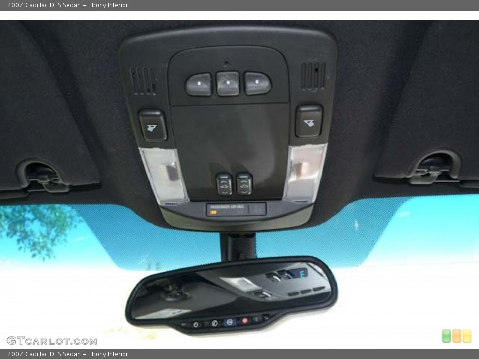 Ebony Interior Controls for the 2007 Cadillac DTS Sedan #69055622