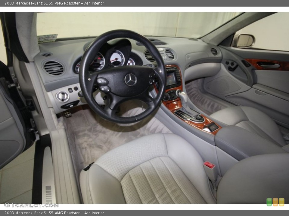 Ash Interior Photo for the 2003 Mercedes-Benz SL 55 AMG Roadster #69056240