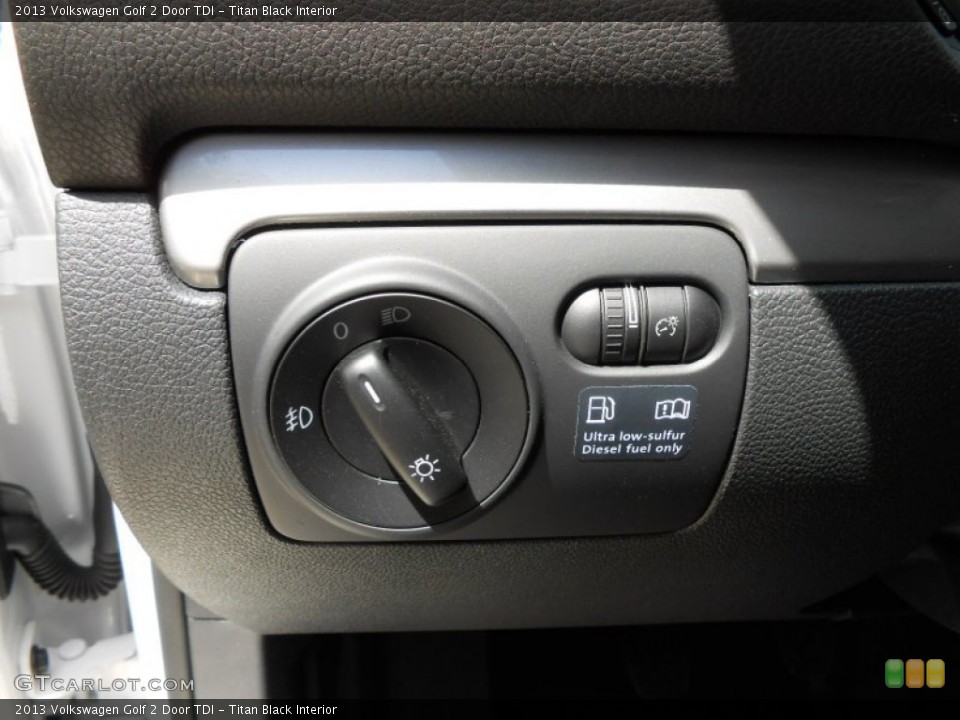 Titan Black Interior Controls for the 2013 Volkswagen Golf 2 Door TDI #69060485