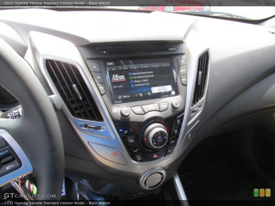 Black Interior Controls for the 2013 Hyundai Veloster  #69081347