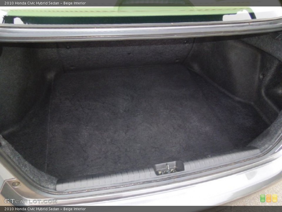 Beige Interior Trunk for the 2010 Honda Civic Hybrid Sedan #69095417