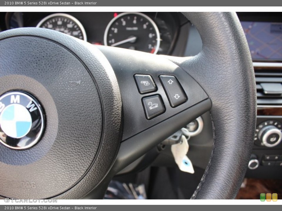 Black Interior Controls for the 2010 BMW 5 Series 528i xDrive Sedan #69114935