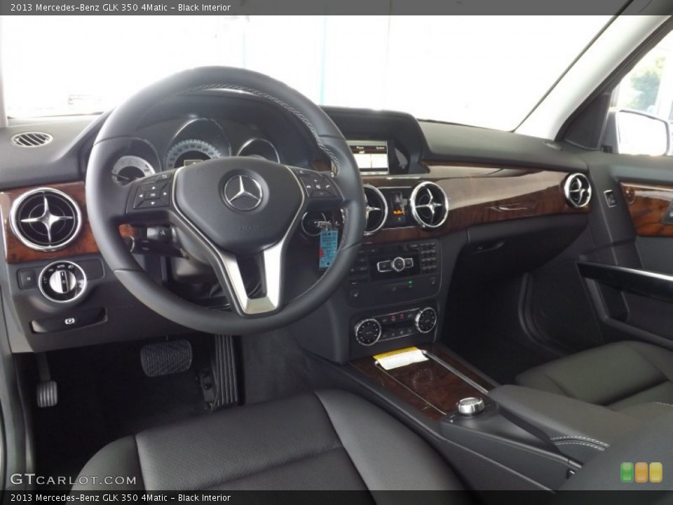 Black 2013 Mercedes-Benz GLK Interiors
