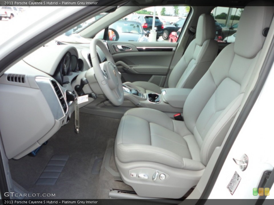 Platinum Grey Interior Photo for the 2013 Porsche Cayenne S Hybrid #69120710