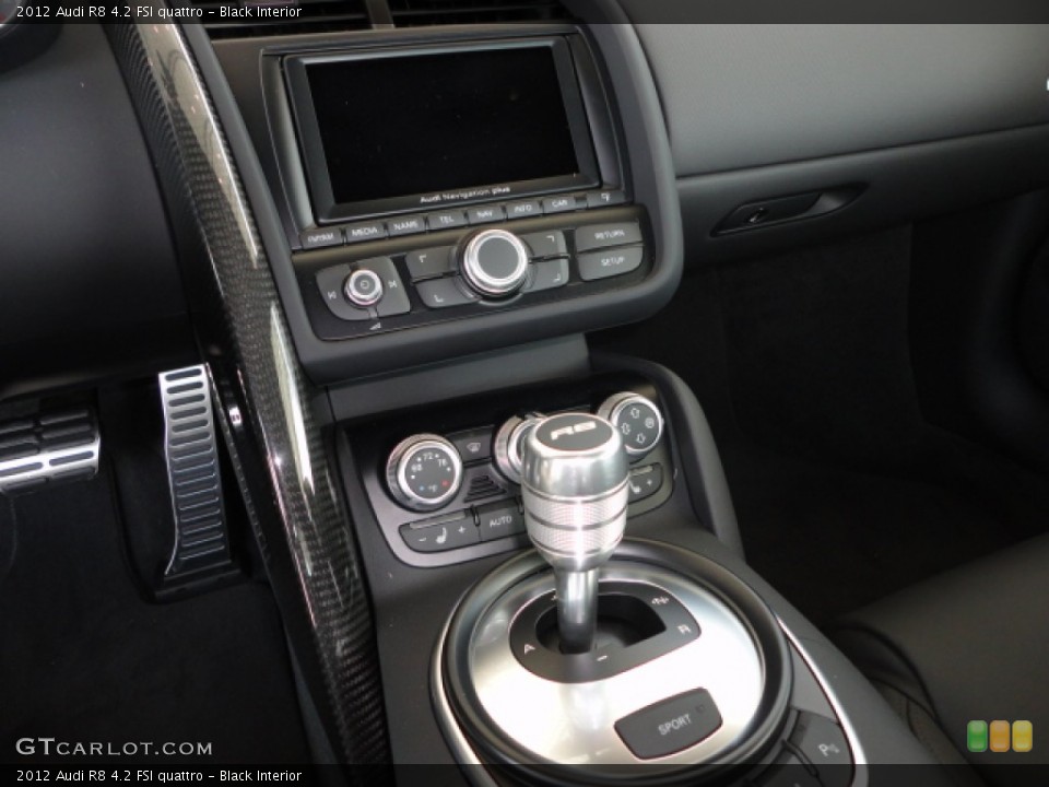 Black Interior Transmission for the 2012 Audi R8 4.2 FSI quattro #69121202