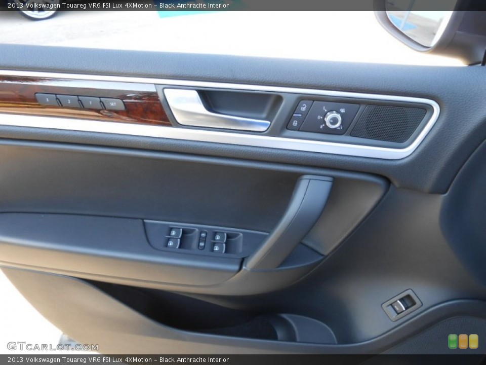 Black Anthracite Interior Door Panel for the 2013 Volkswagen Touareg VR6 FSI Lux 4XMotion #69122678