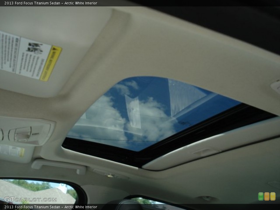 Arctic White Interior Sunroof for the 2013 Ford Focus Titanium Sedan #69124319