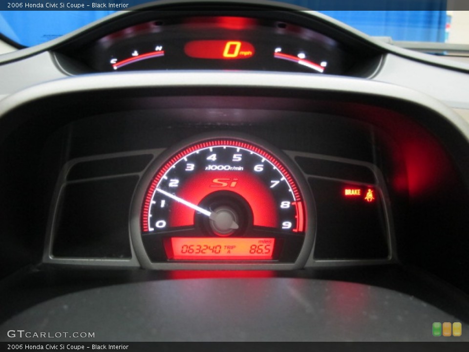 Black Interior Gauges for the 2006 Honda Civic Si Coupe #69139753
