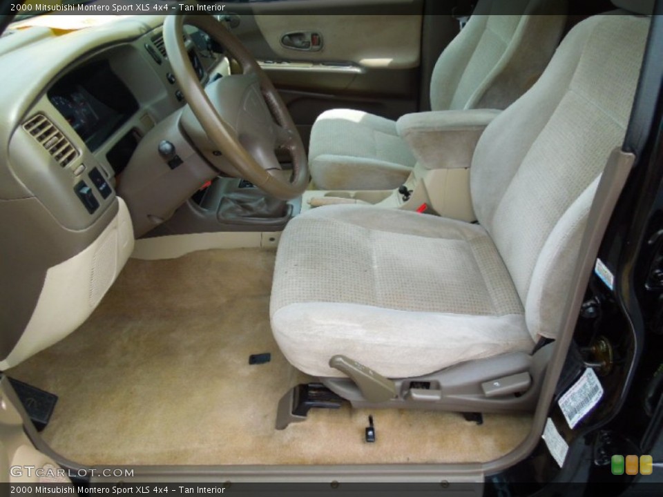 Tan Interior Photo for the 2000 Mitsubishi Montero Sport XLS 4x4 #69155133
