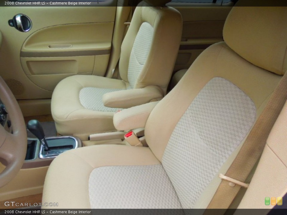 Cashmere Beige Interior Photo for the 2008 Chevrolet HHR LS #69155884