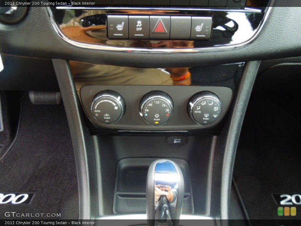 Black Interior Controls for the 2013 Chrysler 200 Touring Sedan #69160999