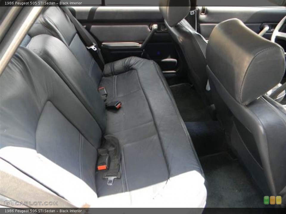 Black Interior Rear Seat for the 1986 Peugeot 505 STI Sedan #69168811