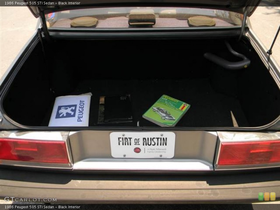 Black Interior Trunk for the 1986 Peugeot 505 STI Sedan #69168859