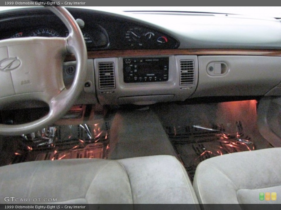 Gray Interior Dashboard for the 1999 Oldsmobile Eighty-Eight LS #69172294
