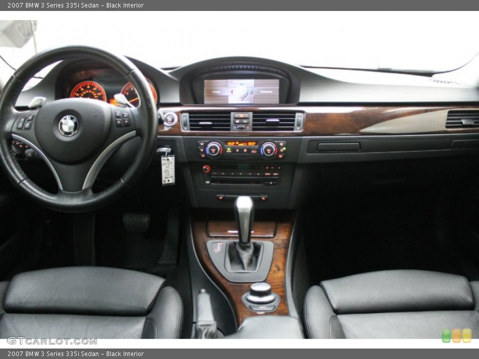 Black Interior Dashboard for the 2007 BMW 3 Series 335i Sedan #69174808