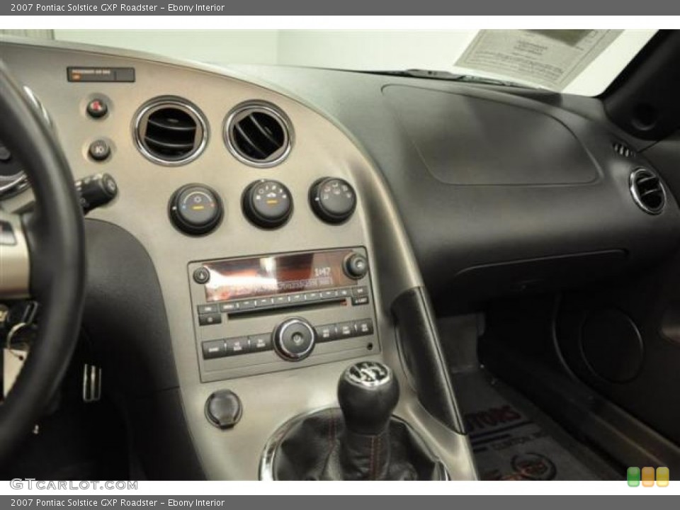 Ebony Interior Dashboard for the 2007 Pontiac Solstice GXP Roadster #69179122