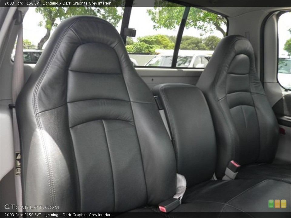 Dark Graphite Grey Interior Photo for the 2003 Ford F150 SVT Lightning #69186160