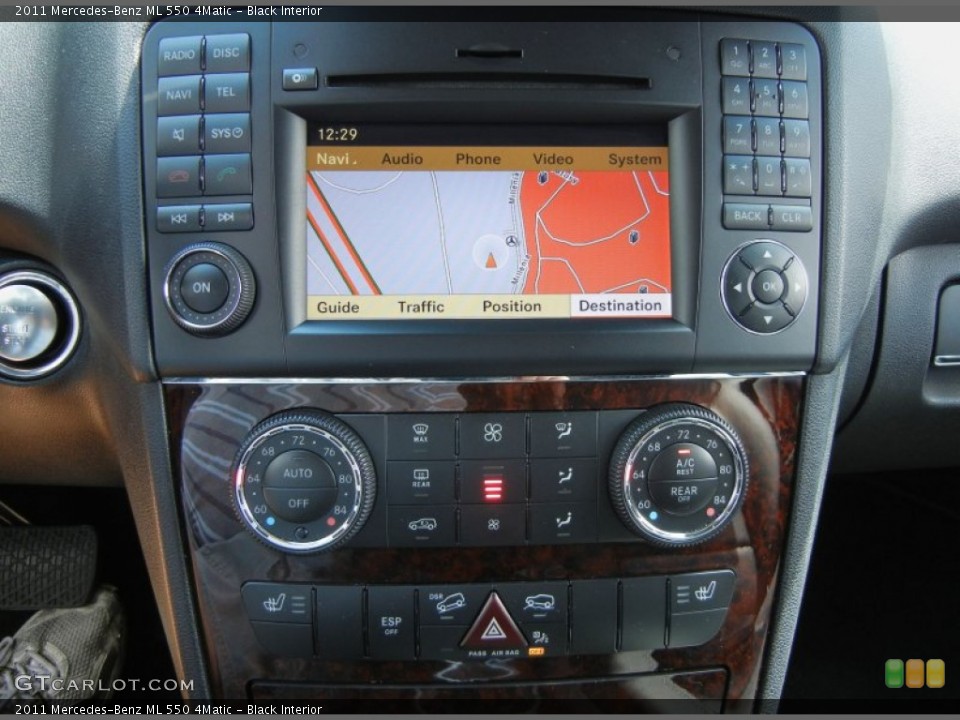 Black Interior Controls for the 2011 Mercedes-Benz ML 550 4Matic #69192025