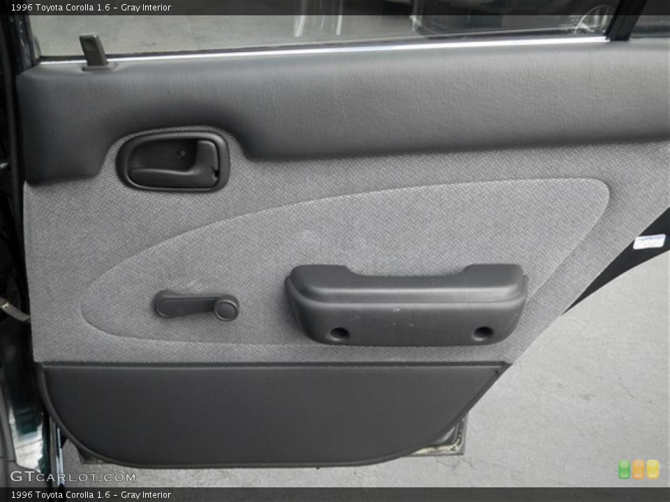 Gray Interior Door Panel for the 1996 Toyota Corolla 1.6 #69199813