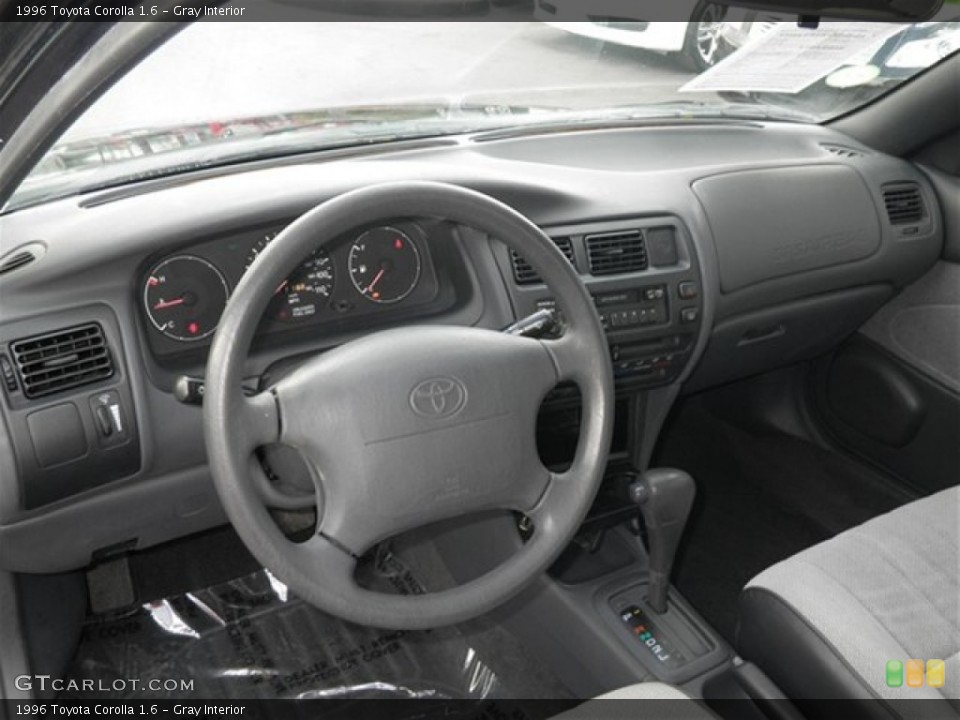 Gray Interior Dashboard for the 1996 Toyota Corolla 1.6 #69199864