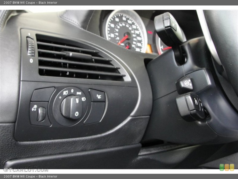Black Interior Controls for the 2007 BMW M6 Coupe #69209885