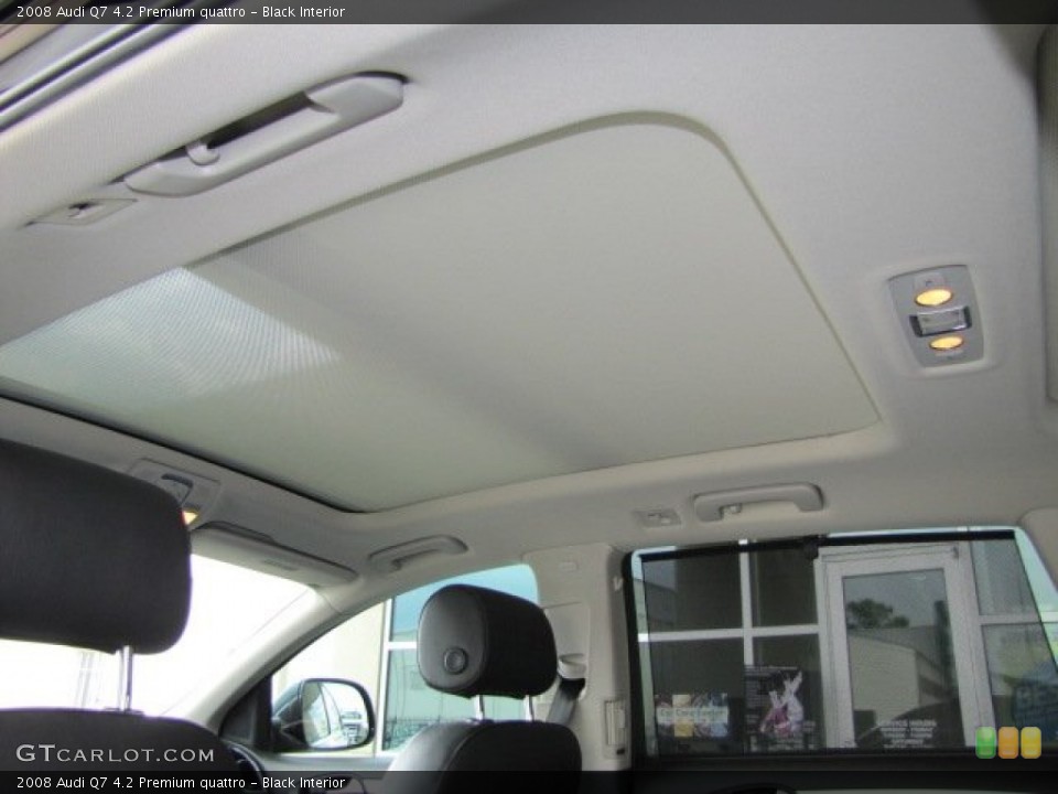Black Interior Sunroof for the 2008 Audi Q7 4.2 Premium quattro #69211172