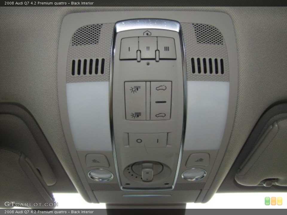Black Interior Controls for the 2008 Audi Q7 4.2 Premium quattro #69211211