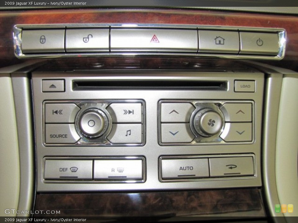 Ivory/Oyster Interior Controls for the 2009 Jaguar XF Luxury #69212723