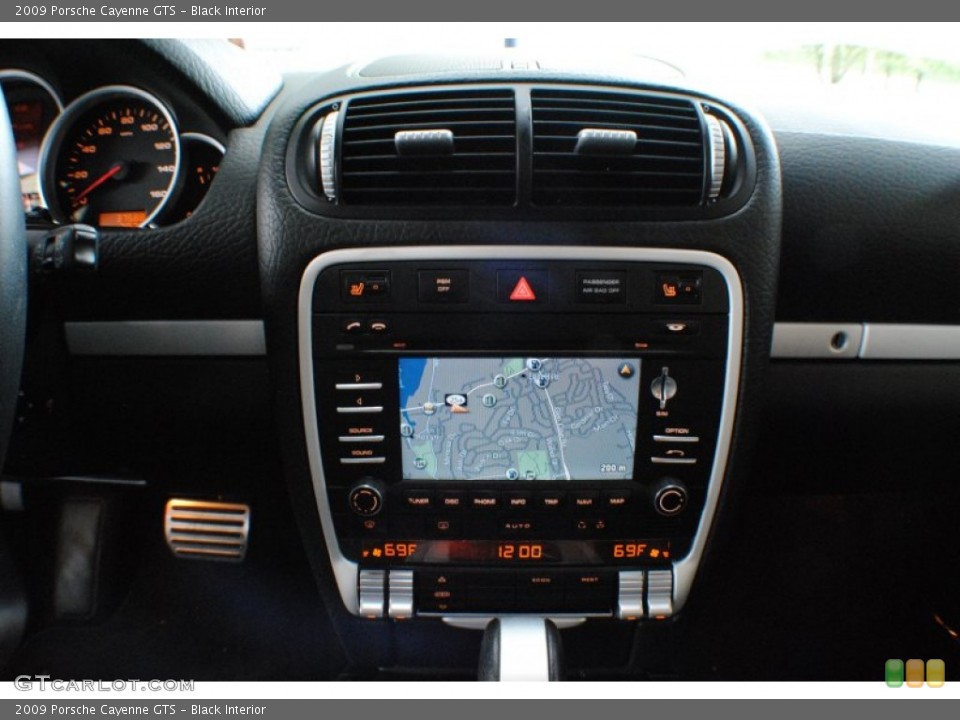 Black Interior Navigation for the 2009 Porsche Cayenne GTS #69216837