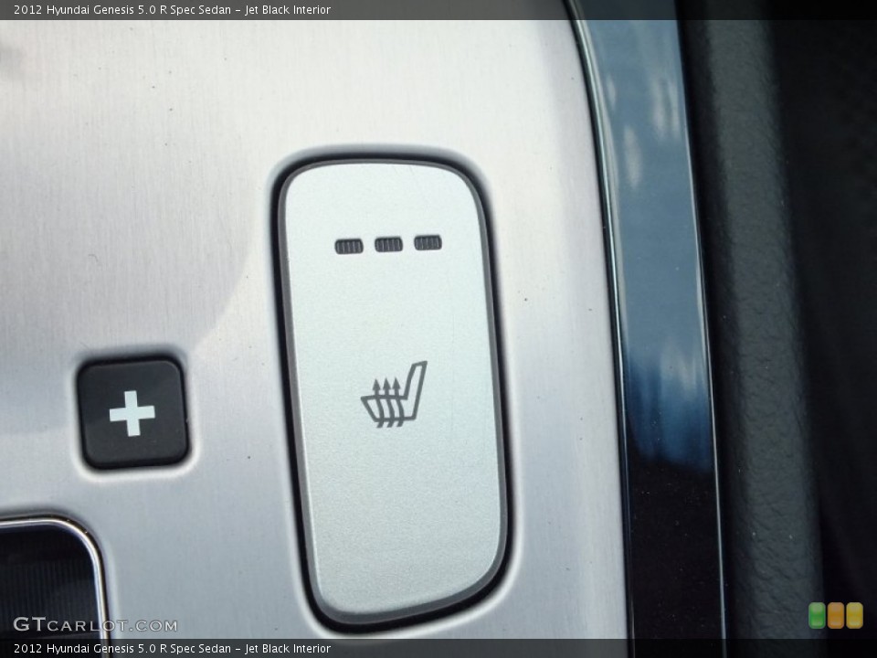 Jet Black Interior Controls for the 2012 Hyundai Genesis 5.0 R Spec Sedan #69218919