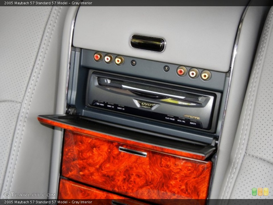 Gray Interior Audio System for the 2005 Maybach 57  #69230961