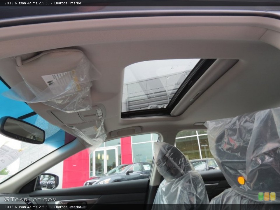 Charcoal Interior Sunroof for the 2013 Nissan Altima 2.5 SL #69247581