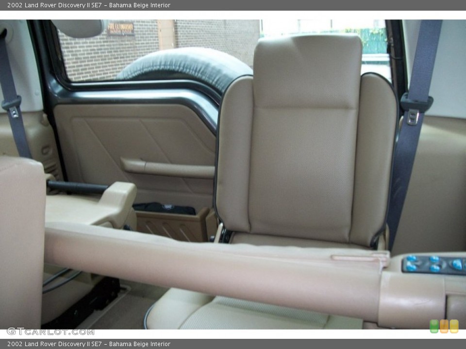Bahama Beige Interior Photo for the 2002 Land Rover Discovery II SE7 #69283290