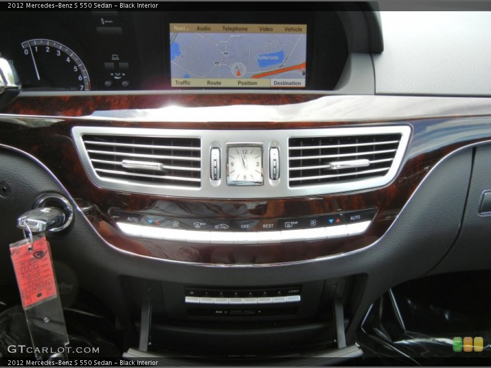 Black Interior Controls for the 2012 Mercedes-Benz S 550 Sedan #69285609