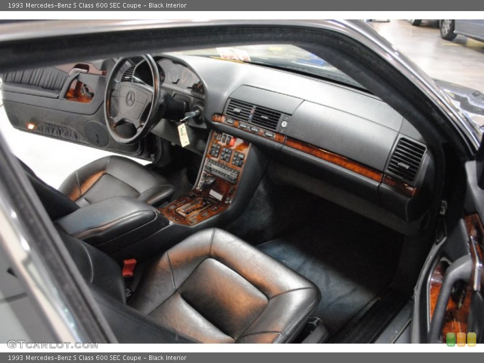 Black Interior Photo for the 1993 Mercedes-Benz S Class 600 SEC Coupe #69286095