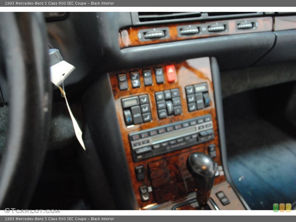 Black Interior Controls for the 1993 Mercedes-Benz S Class 600 SEC Coupe #69286120