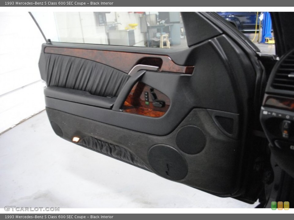 Black Interior Door Panel for the 1993 Mercedes-Benz S Class 600 SEC Coupe #69286161